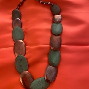 Green mental necklace